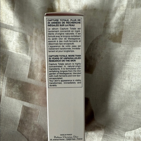 Dior Capture Totale Le Sérum - Elegant White - Picture 4 of 8